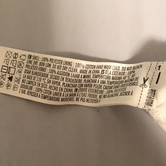 ⭐️Discounted shipping⭐️ A-line laced mini skirt - Picture 3 of 3